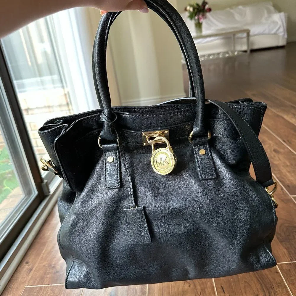 Michael Kors Shoulder/satchel bag